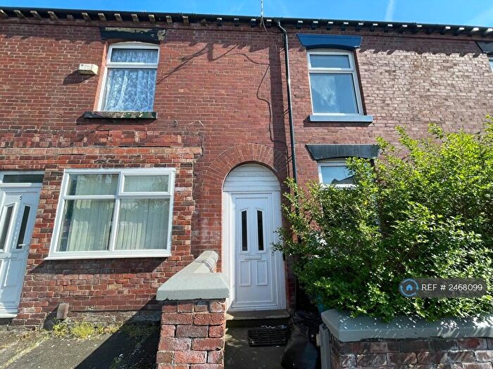 2 Bedroom Terraced House To Rent In Coalshaw Green Road, Chadderton, Oldham, OL9