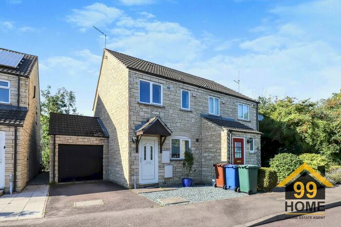 2 Bedroom Semi-Detached House To Rent In Whimbrel Close, Bicester, Oxfordshire, OX26