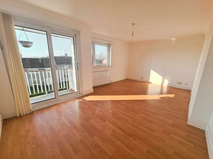 2 Bedroom Flat To Rent In Geddes Hill, East Kilbride, South Lanarkshire, G74