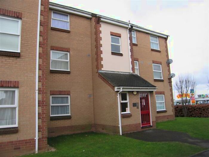 2 Bedroom Apartment To Rent In Burns Avenue, Chadwell Heath, Romford, Essex, RM6