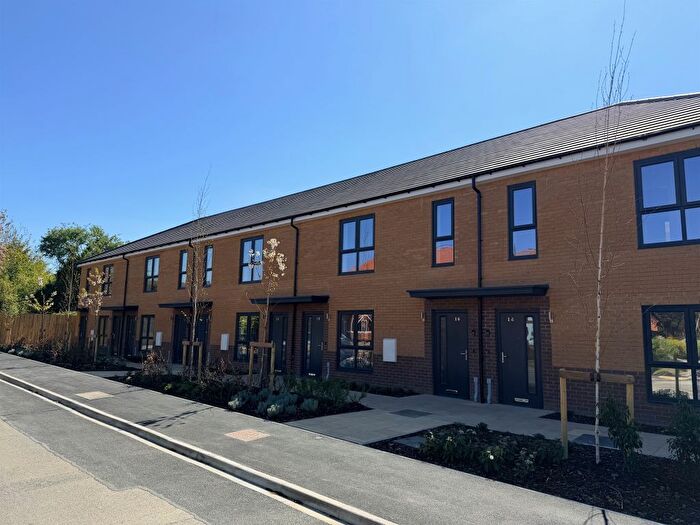 1 Bedroom Flat For Sale In Sturdee Grove, York, YO31