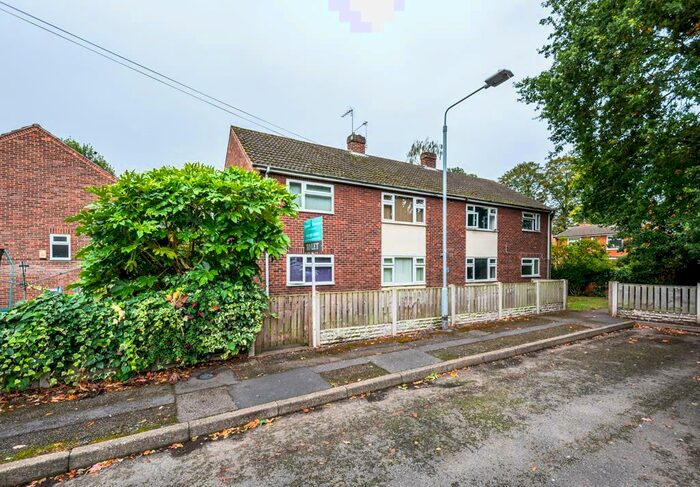 2 Bedroom Maisonette To Rent In Wheatsheaf Court, Burton Joyce, Nottingham, NG14