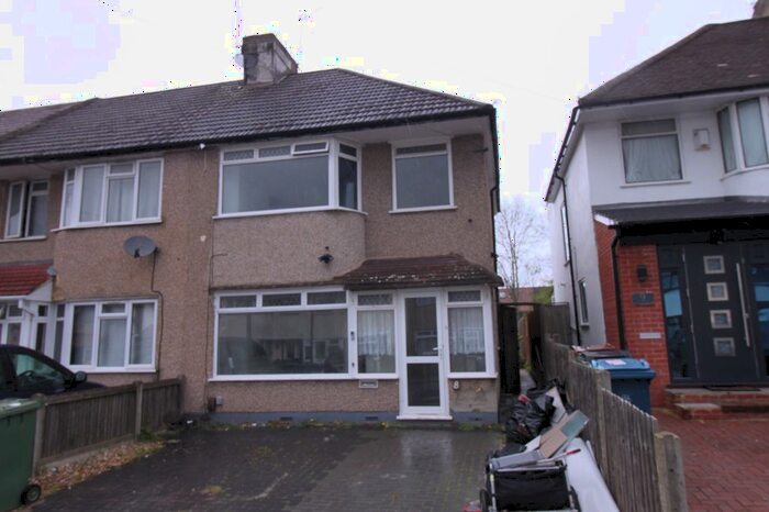 3 Bedroom Semi-Detached House To Rent In Eastleigh Avenue, Harrow, HA2