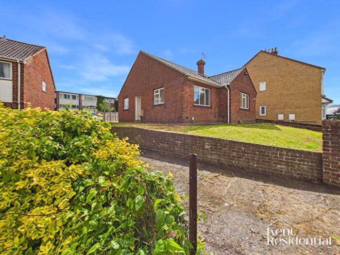 3 Bedroom Detached Bungalow To Rent In Tonge Road, Sittingbourne, ME10