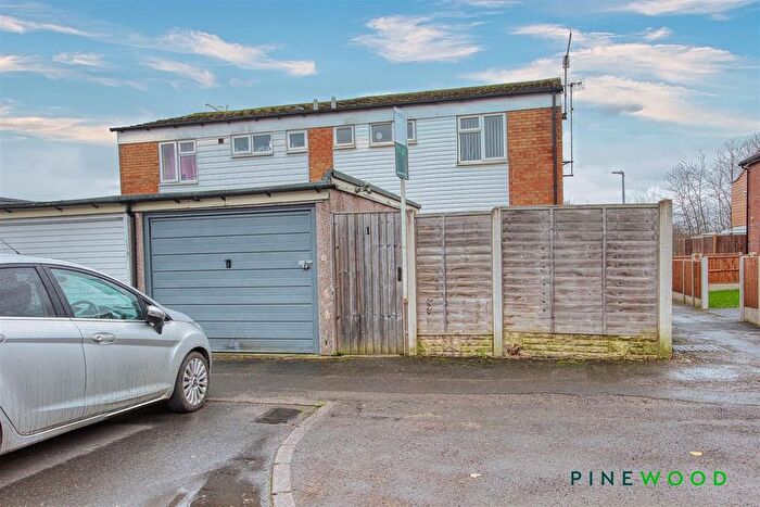 2 Bedroom Semi Detached House To Rent In Hassop Road, Staveley, Chesterfield, Derbyhire, S43