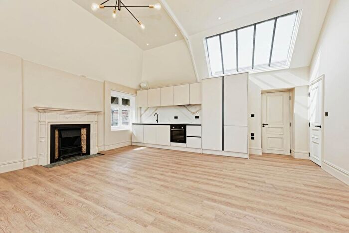 2 Bedroom Flat For Sale In Chapel Place, Ramsgate, CT11