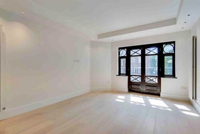 2 Bedroom Apartment To Rent In The Hyde, London, NW9