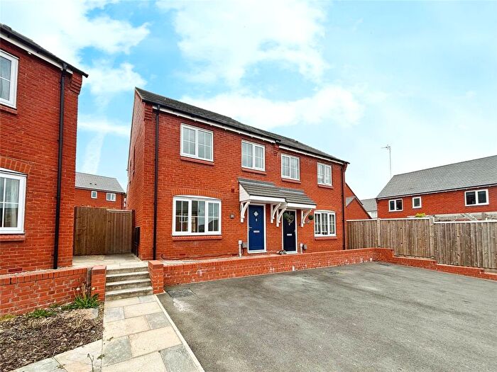 3 Bedroom Semi-Detached House To Rent In Wainwright Drive, Woodville, Swadlincote, Derbyshire, DE11