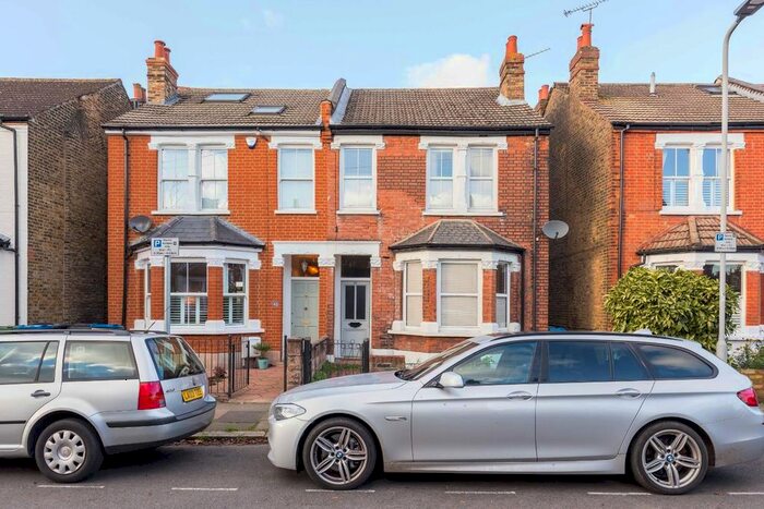 3 Bedroom Semi-Detached House To Rent In Chatham Road, Norbiton, Kingston Upon Thames, KT1