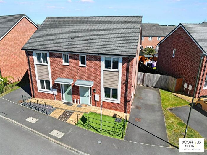 3 Bedroom Semi-Detached House For Sale In Arnfield Drive, Hilton, Derby, DE65