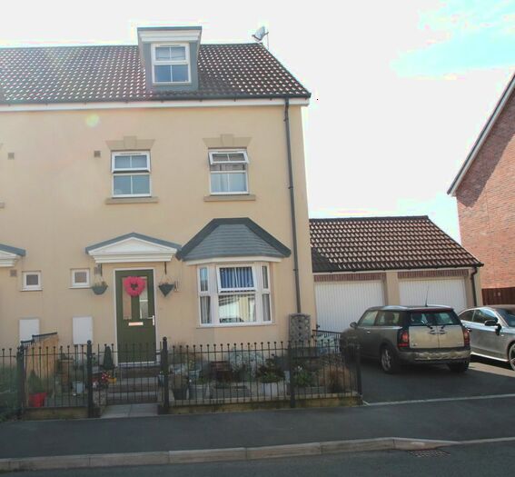4 Bedroom Property To Rent In Swannington Drive, Kingsway, Gloucester, GL2