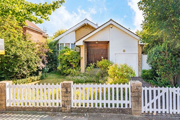 4 Bedroom Property For Sale In Abbotswood Road, Streatham, SW16
