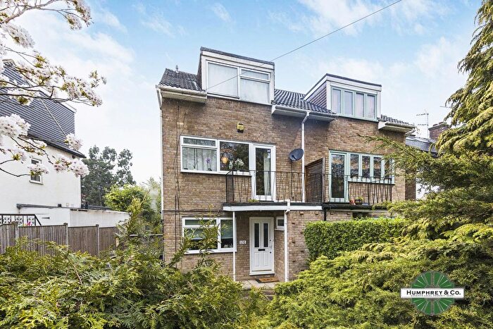 5 Bedroom Link Detached House To Rent In Fyfield Road, London, E17