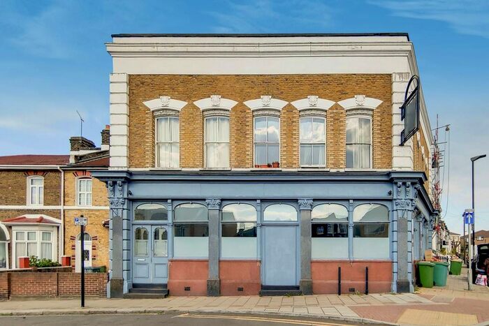 3 Bedroom Flat To Rent In London Road, Plaistow, London, E13