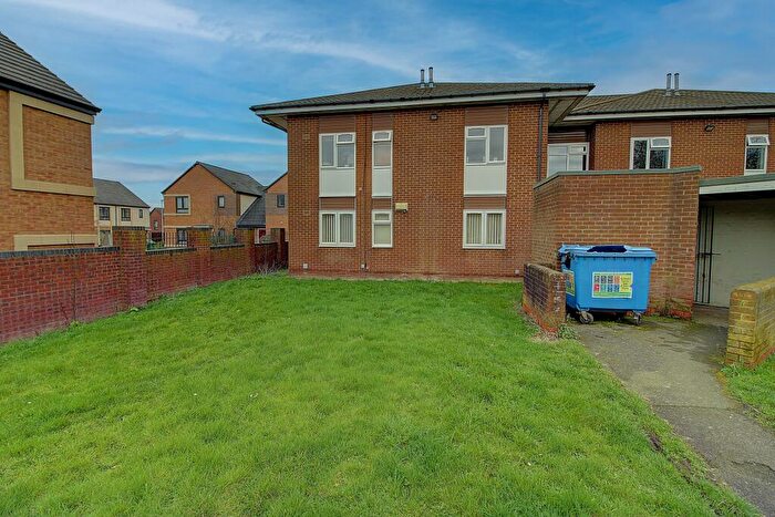 1 Bedroom Flat For Sale In Park Lane, Nuneaton, CV10