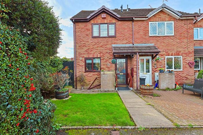 2 Bedroom End Of Terrace House For Sale In Dawes Close, Ball Hill, Coventry - Two Storey Extended & No Chain, CV2