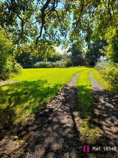 Terraced House For Sale In Brynberian, Crymych, SA41