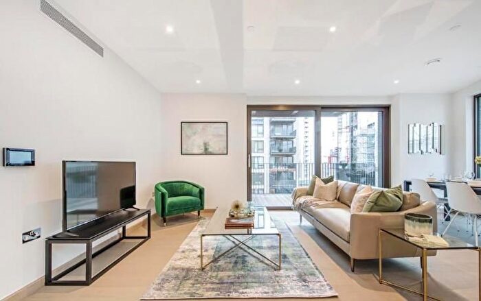 2 Bedroom Flat For Sale In Legacy Building, Embassy Gardens, Viaduct Gardens, London, SW11