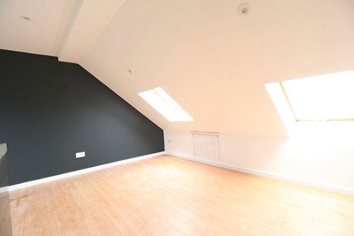 Studio To Rent In Silver Street, Edmonton, N18
