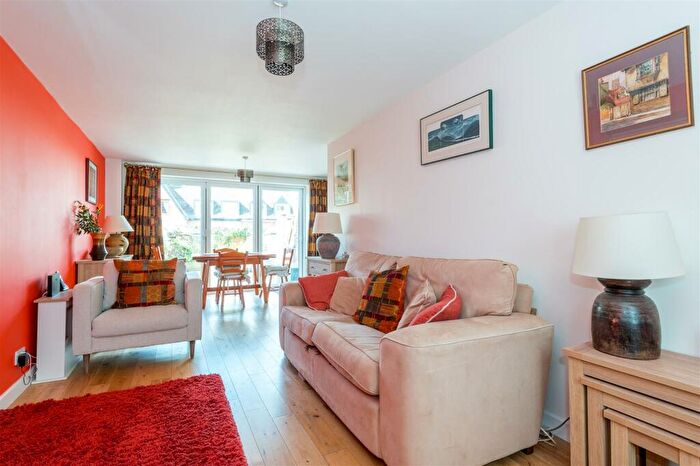 3 Bedroom Terraced House For Sale In Meadows Way, Hadleigh, IP7