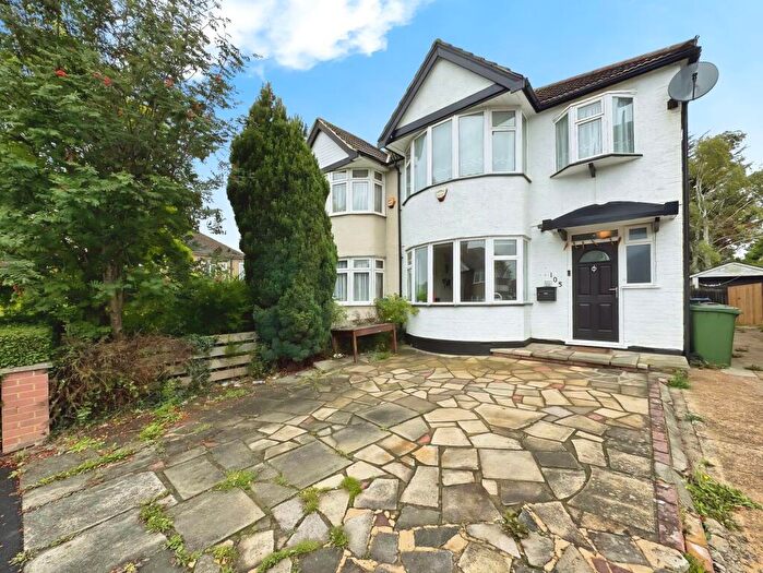 4 Bedroom Semi-Detached House To Rent In Locket Road, Harrow, HA3