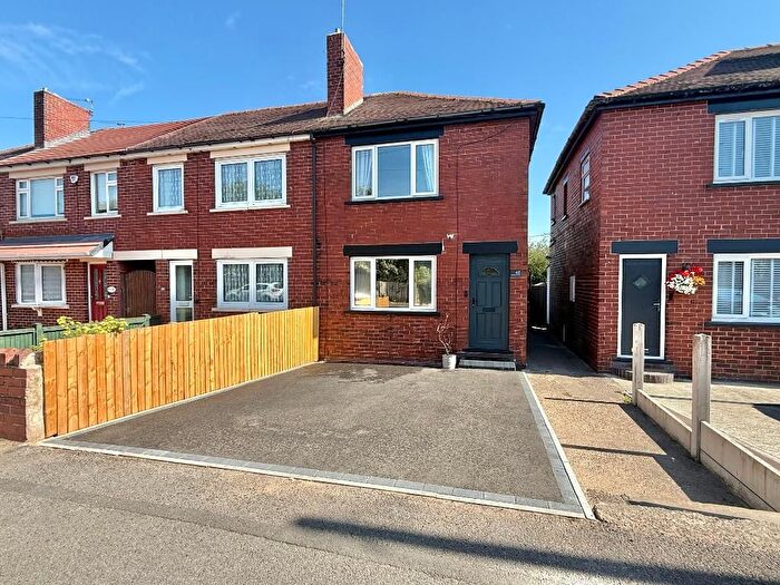 2 Bedroom Town House For Sale In Edderthorpe Lane, Darfield, Barnsley, S73