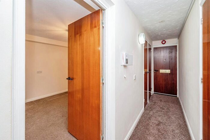 1 Bedroom Retirement Property To Rent In Cavendish Court, Recorder Road, Norwich, NR1