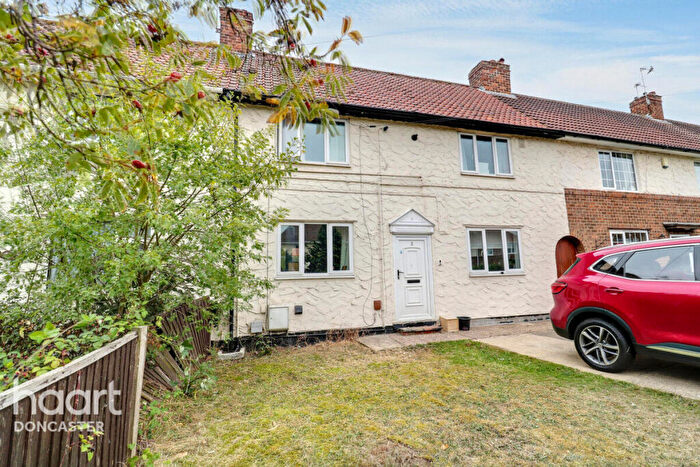 3 Bedroom Terraced House For Sale In Elm Road, Armthorpe, Doncaster, DN3