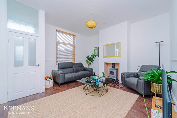 2 Bedroom End Of Terrace House For Sale In Manchester Road, Bury, BL9