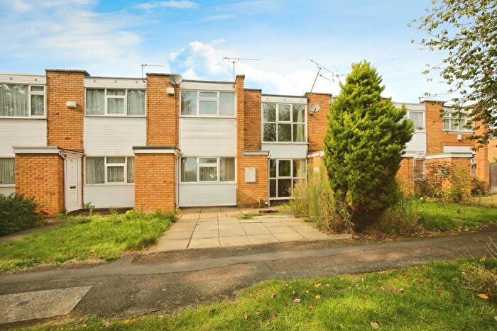 2 Bedroom Terraced House For Sale In Blakesley Walk, Leicester, LE4