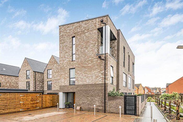 3 Bedroom Town House For Sale In Genovesa Way, Eastbourne, BN23