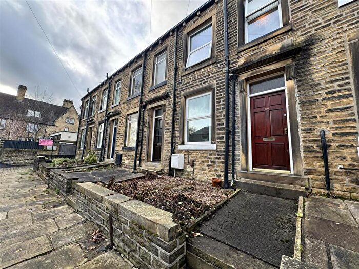 2 Bedroom Terraced House To Rent In Cheltenham Place, Halifax, HX3