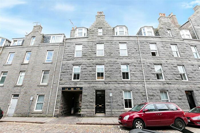 2 Bedroom Flat To Rent In Baker Street, Aberdeen, AB25