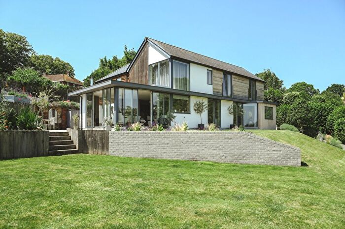 4 Bedroom Detached House For Sale In New England Lane, Rye, TN31