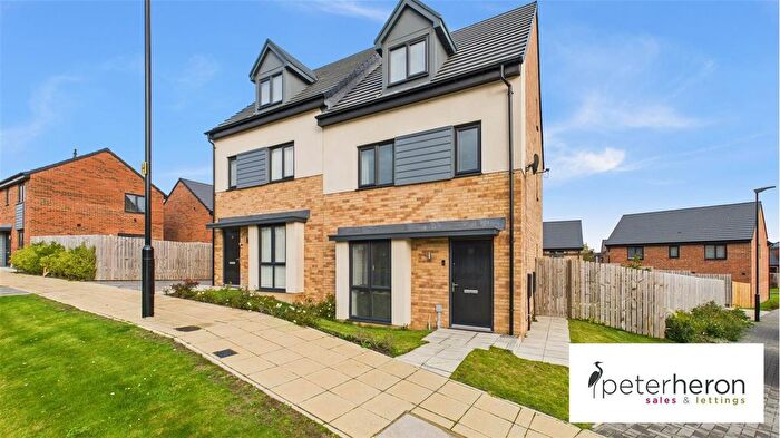 4 Bedroom Semi-detached House For Sale In Greenchapel Way, Potters Hill, Sunderland, SR3