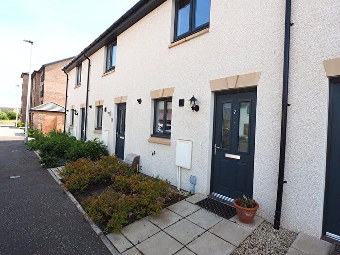 2 Bedroom Terraced House To Rent In St Aidens Road, Edinburgh, EH16