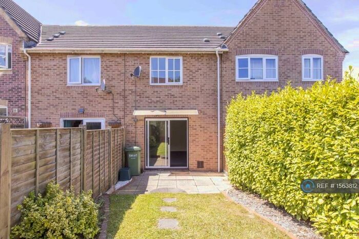 2 Bedroom Terraced House To Rent In Bakers Ground, Bristol, BS34