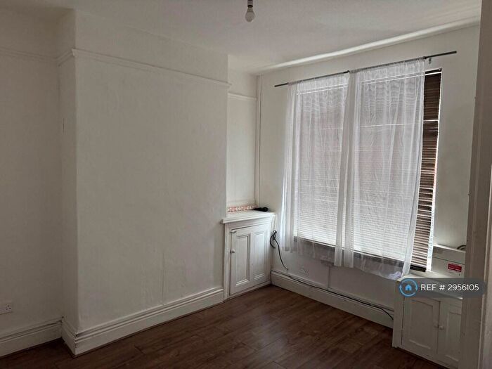 2 Bedroom Terraced House To Rent In Maybury St, Manchester, M18