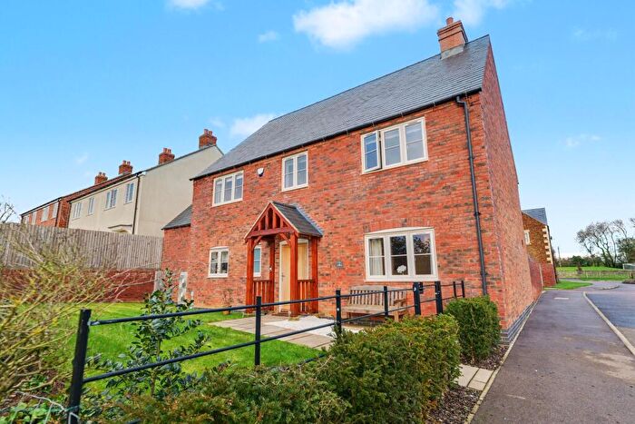 4 Bedroom Detached House For Sale In Sycamore Rise, Tugby, LE7
