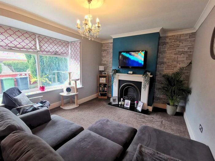 2 Bedroom Semi-Detached House To Rent In Calverley Moor Avenue, Pudsey, LS28