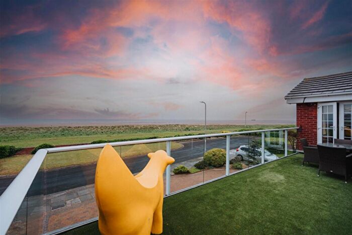 3 Bedroom Detached House For Sale In Devon Close, Blundellsands, Liverpool, L23