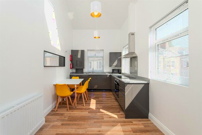 2 Bedroom Apartment To Rent In Queens Road, Jesmond, Newcastle Upon Tyne, NE2