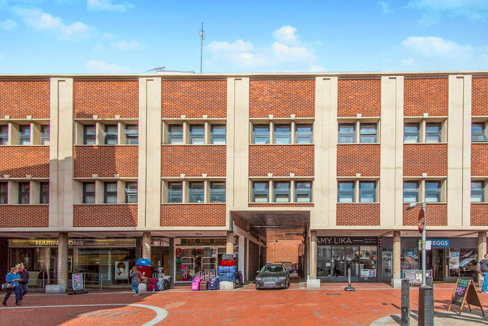 Studio To Rent In Market Place, Reading, RG1