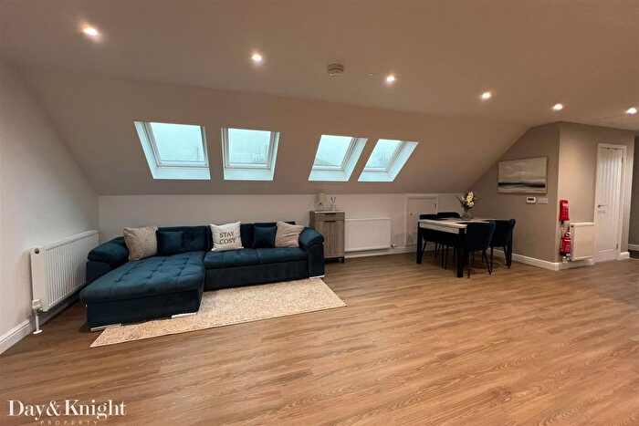 1 Bedroom Flat To Rent In Church Road, Kessingland, Lowestoft, NR33