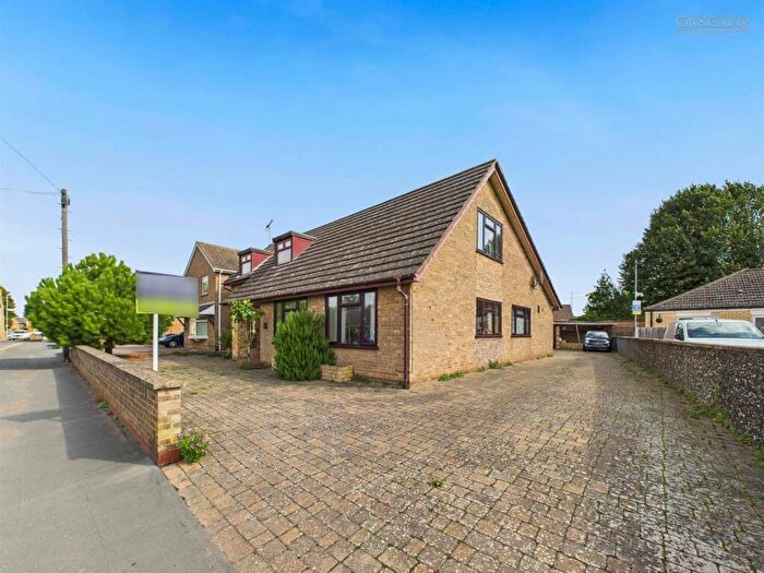 5 Bedroom Detached Bungalow For Sale In Church Street, Whittlesey, Peterborough, PE7