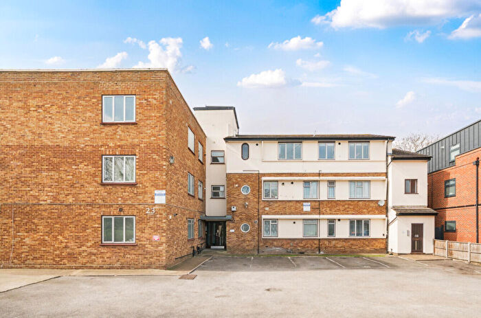 1 Bedroom Apartment For Sale In Commonside West, Mitcham, CR4