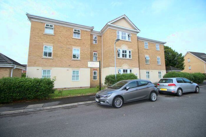 2 Bedroom Flat To Rent In Hurworth Avenue, Slough, SL3