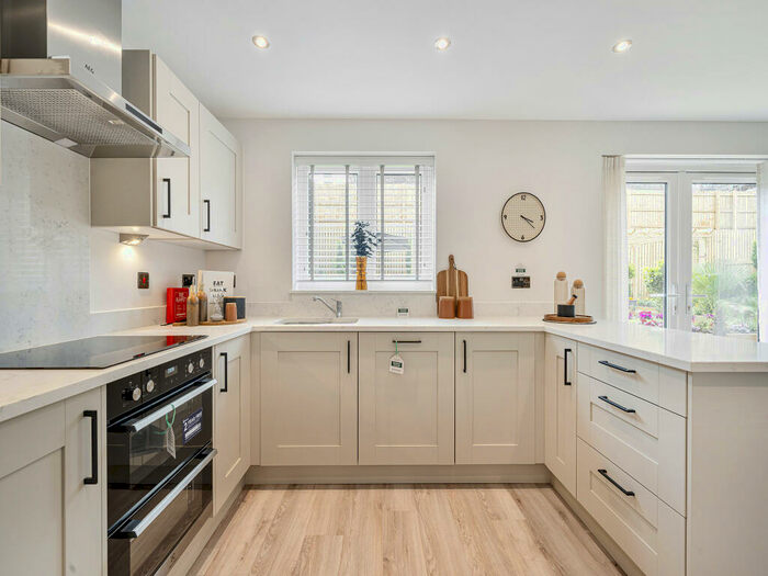 3 Bedroom Detached House For Sale In Mill Gardens, Cullompton, Devon, EX15