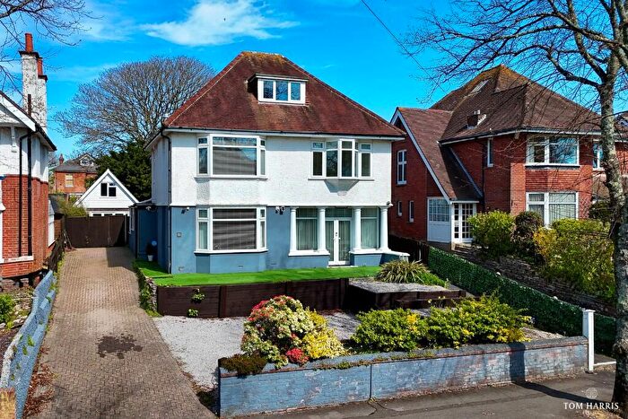 5 Bedroom Detached House For Sale In Wentworth Avenue, Bournemouth, Dorset, BH5