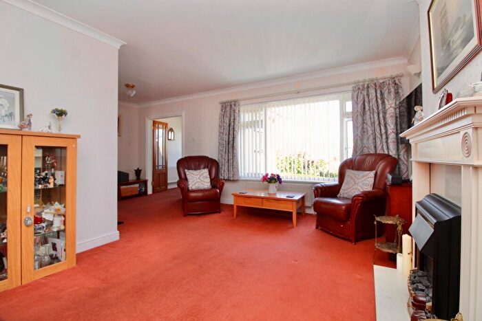 3 Bedroom Detached Bungalow For Sale In Highfield Road, Lymington, SO41